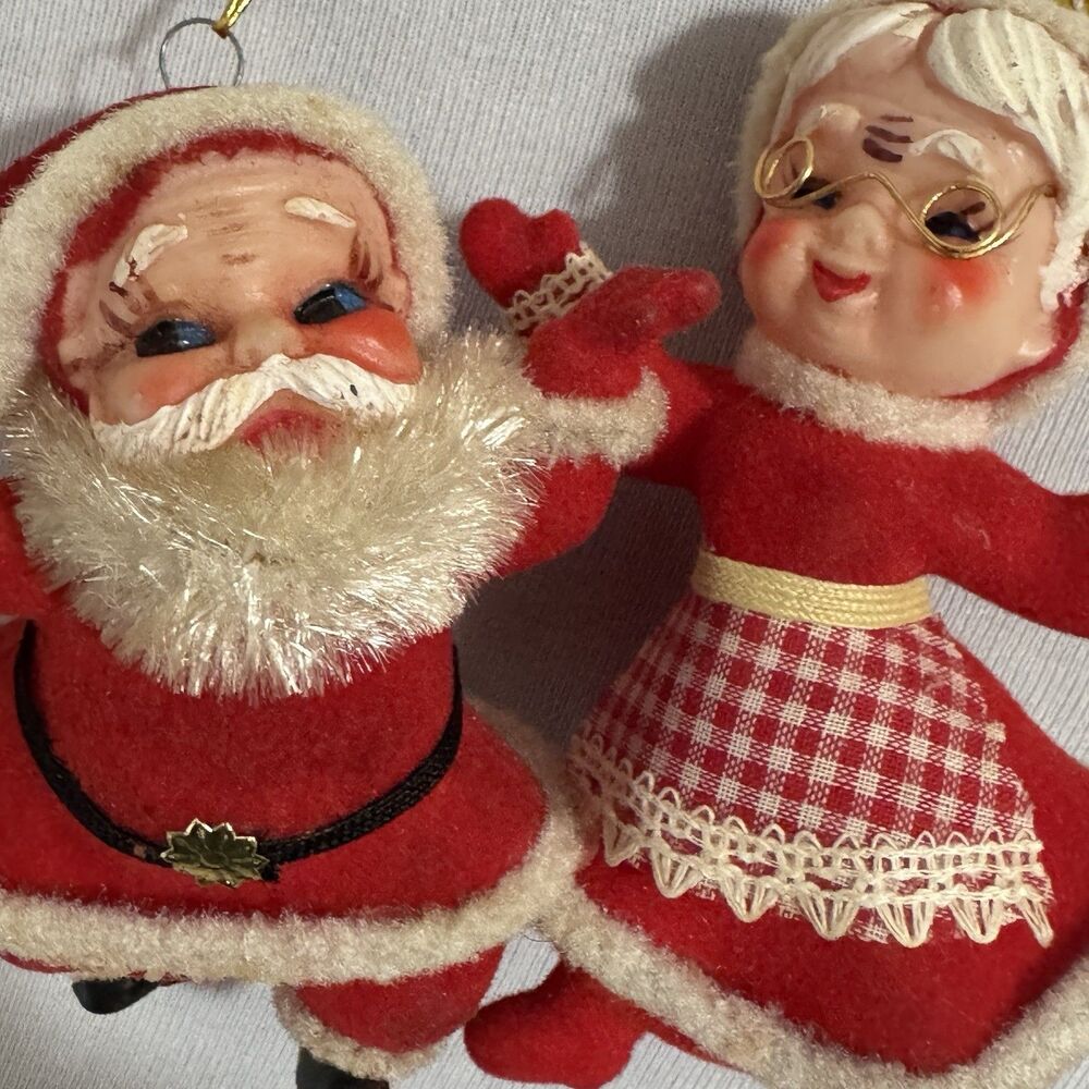 Vintage Santa Mrs Claus Old fashioned Double Connected Ornament Cottage Grandma